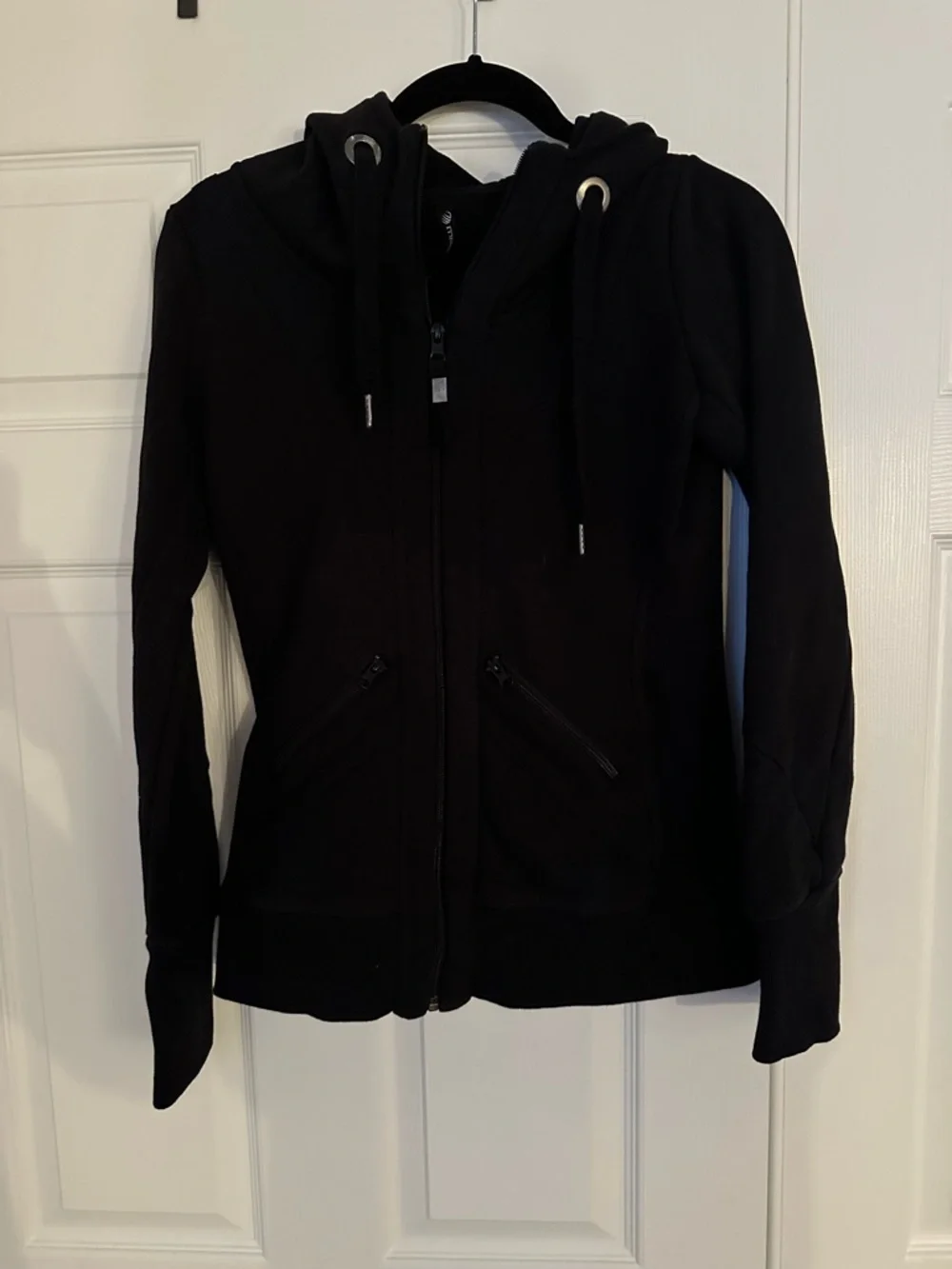 MPG Women’s Black Zip Hoodie with Thumbhole Cuffs - Size Medium - Picture 4 of 8